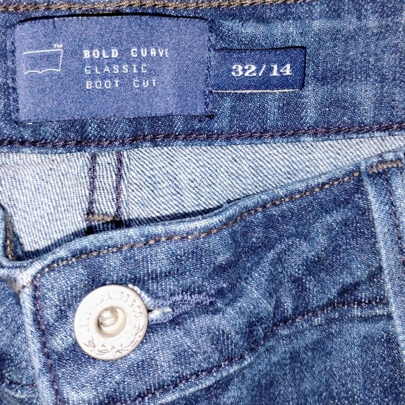 Levi's Curve Classic Boot Cut Women's Size 14 Medium Wash  stretchy Denim 2 X30 - Picture 5 of 5